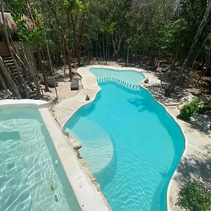 Aldea Maya-ha Con Cenotes Camping Puerto Morelos