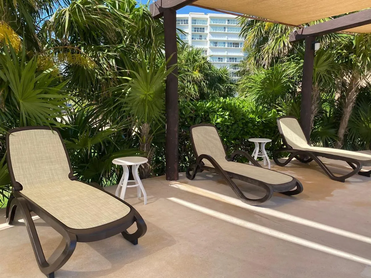 Beachfront Loft Amara Cancun Lägenhet Mexiko